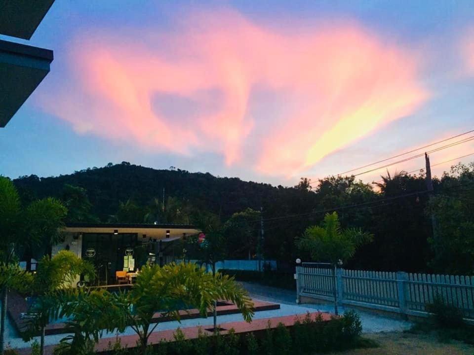 Koh Chang Havana Pool Villa Трат Екстериор снимка
